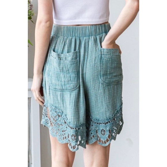 Oli & Hali Teal Mineral Washed Long Cotton Lace Trimmed Shorts - Picture 4 of 11